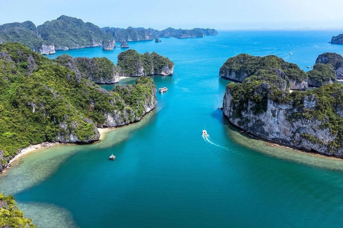 Vietnam Hanoi & Halong Bay Escape