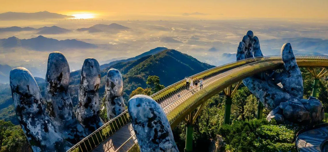 Vietnam Grand Explorer: Hanoi, Halong Bay, Danang & Ho Chi Minh