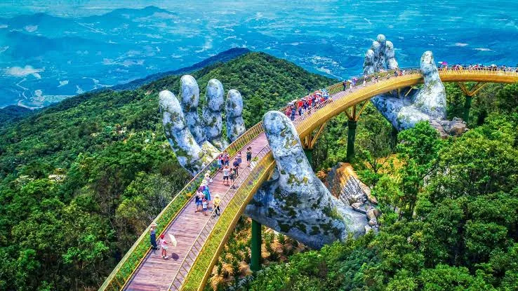 Vietnam Hanoi & Halong Bay Escape