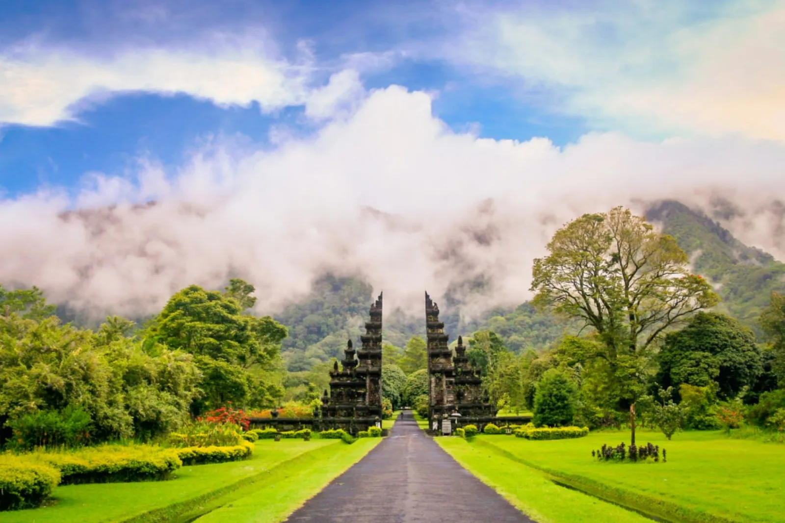 Bali Getaway – Kuta, Tanah Lot & Seminyak